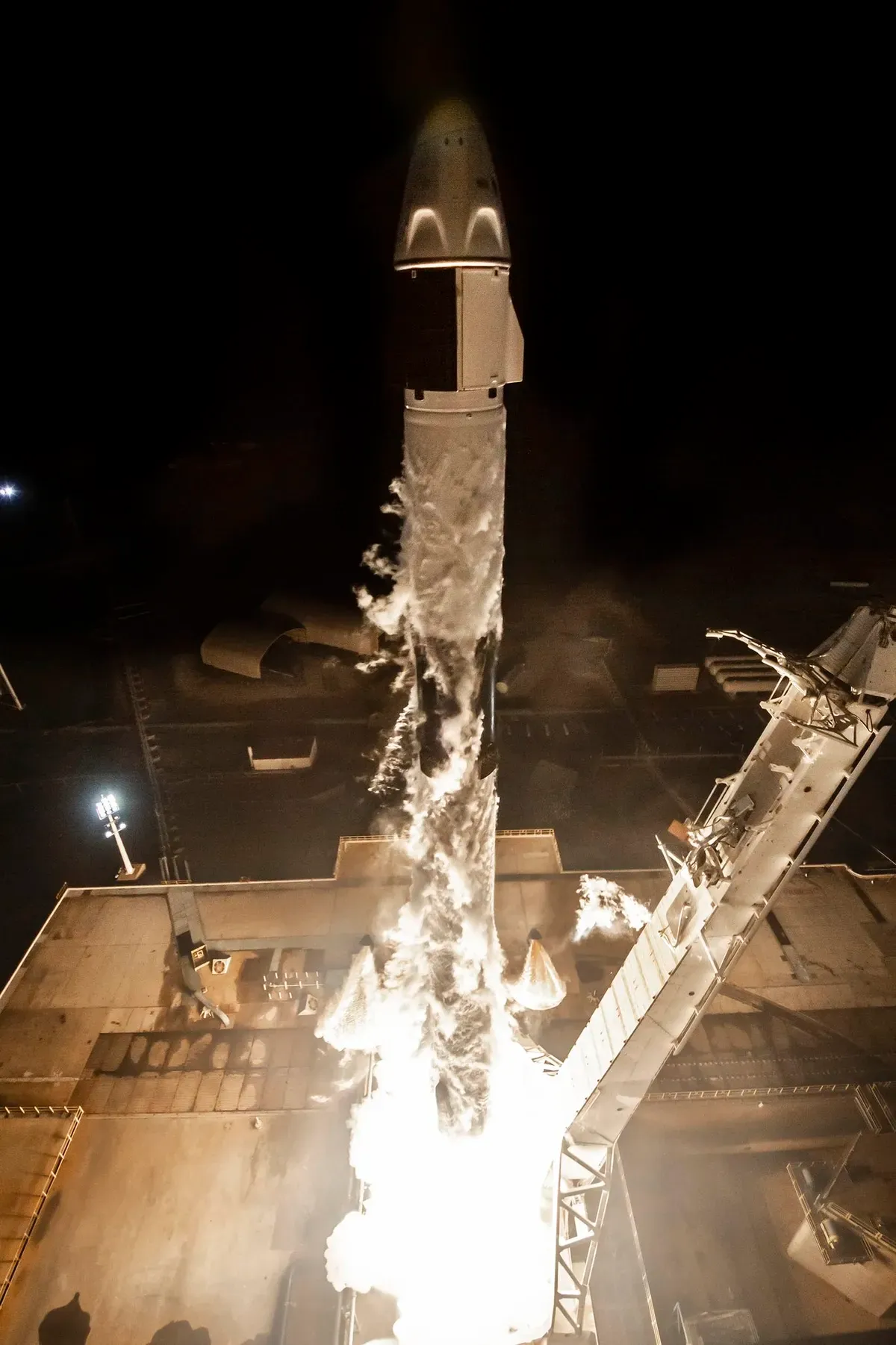 spacex crew dragon