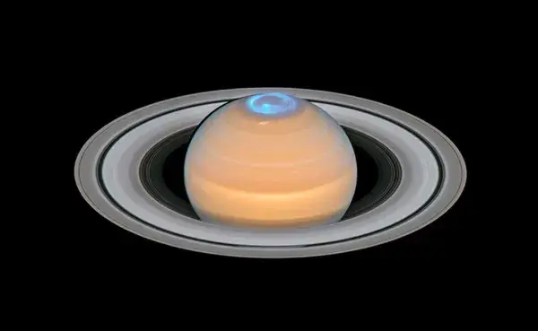 saturnaurora