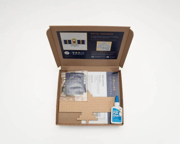 Circling Satellites Mosaic Kit